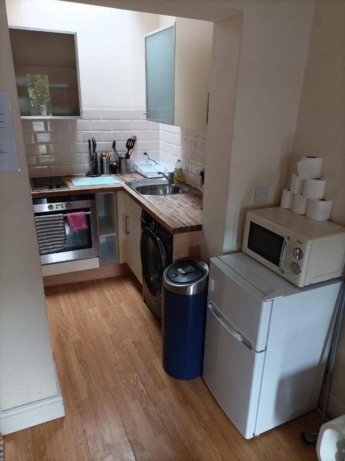 Self-Contained Private Apartment Unit 1 ลอนดอน ภายนอก รูปภาพ